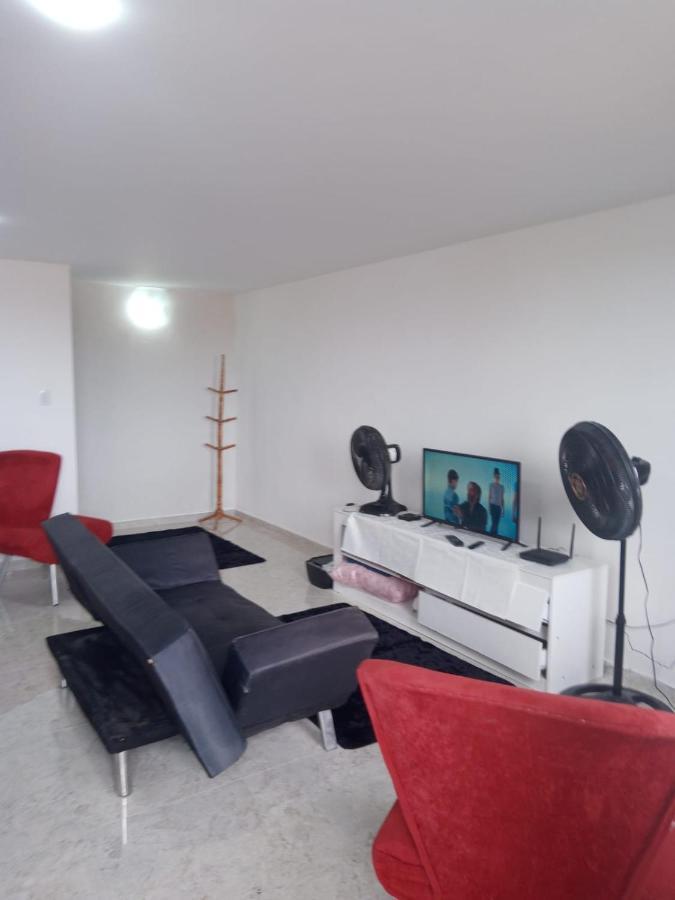 Apartamento Duplex Mobiliado Em São Pedro da Aldeia Zewnętrze zdjęcie